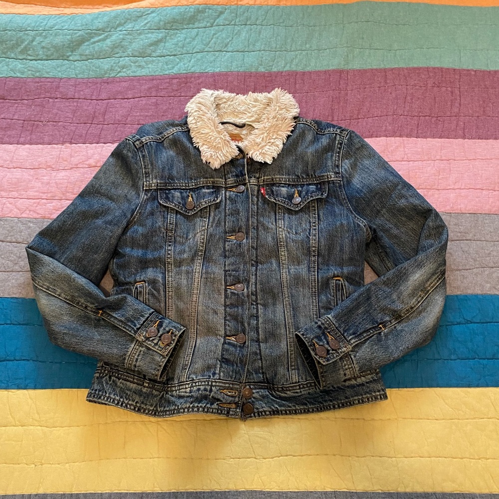 Levi’s Sherpa-lined Jean Jacket Sz M